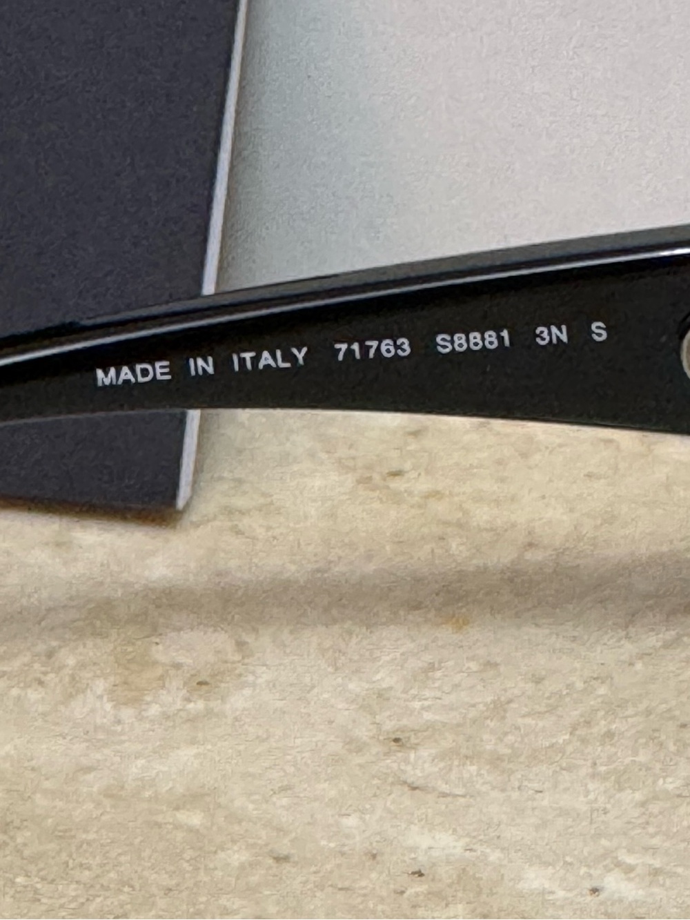 Chanel Shield Sunglasses 2025/2026 - Picture 9 of 10